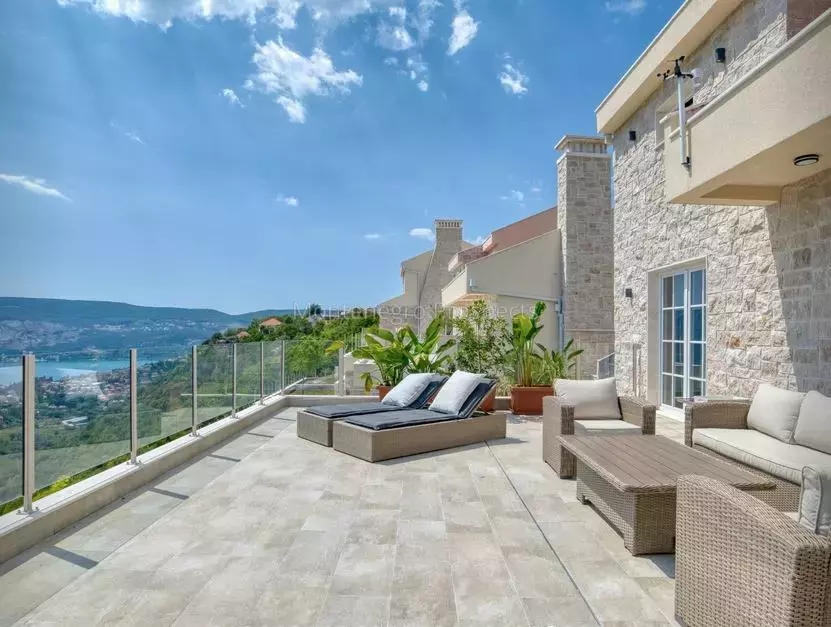 Villa for sale 13674 6