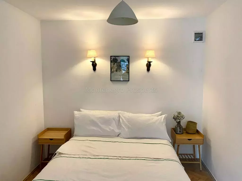 Stylish one bedroom apartment with stunning views perast 13763 2 1024x768