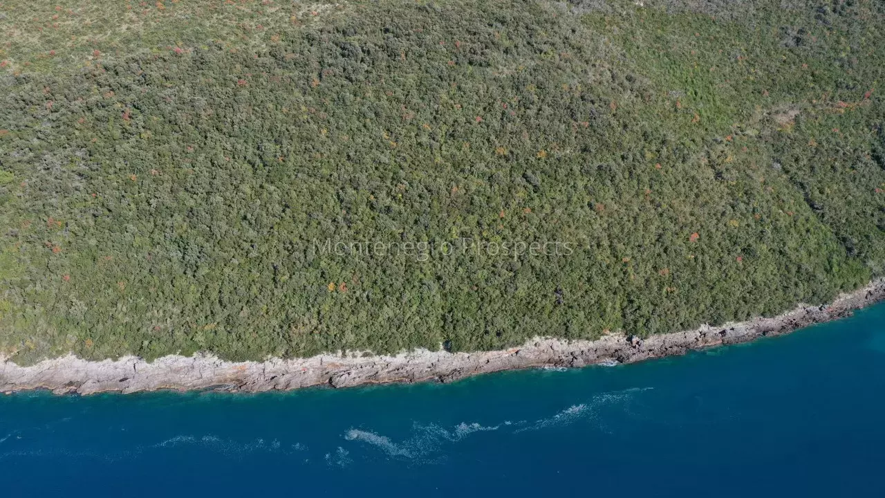 14156 bigova sea front land 9 1280x720
