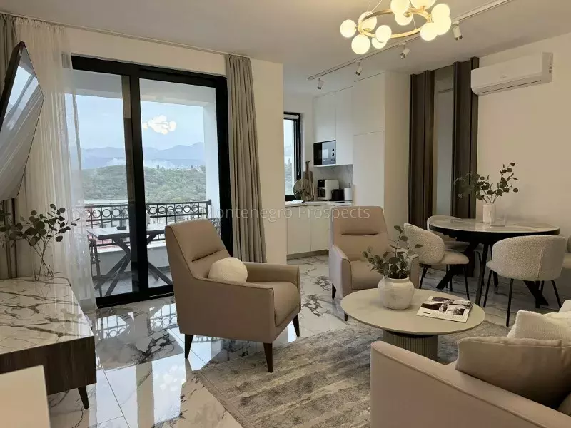 One bedroom apartment with sea views radovici 6