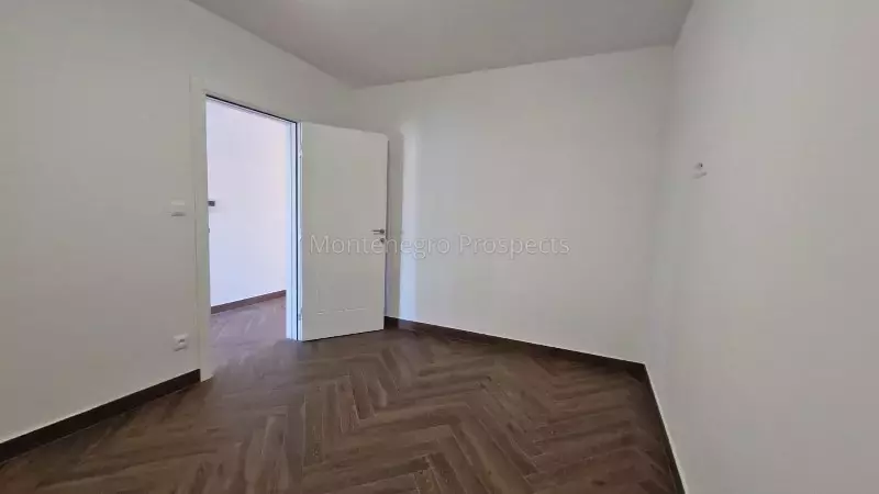 Three bedroom apartment for sale lustica 14