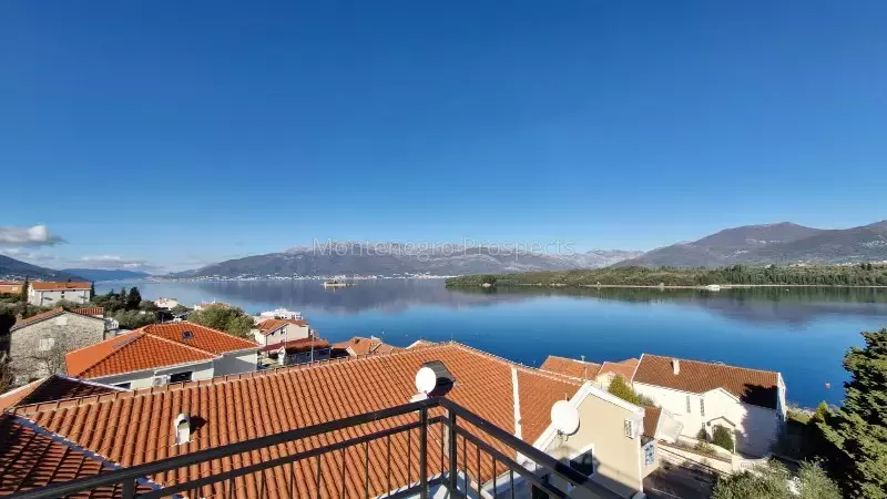 Three bedroom apartment for sale lustica 25
