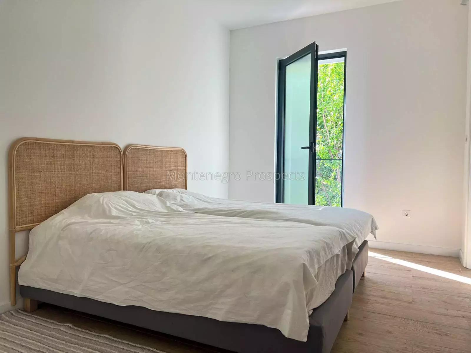 Newly built luxury villa located in kavac 13860 19
