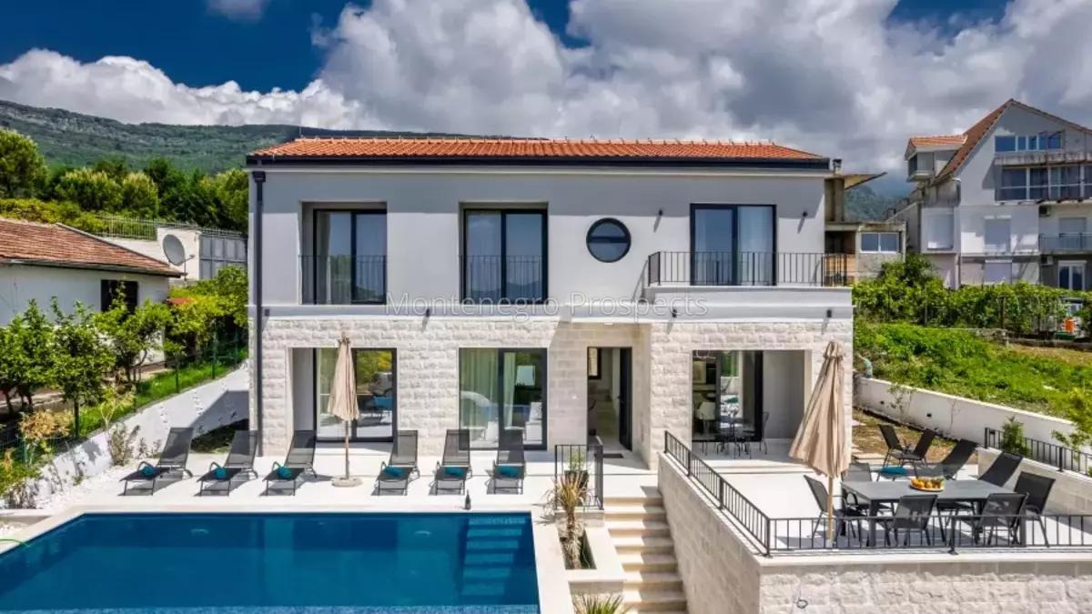 14175 villa in mrcevac 1