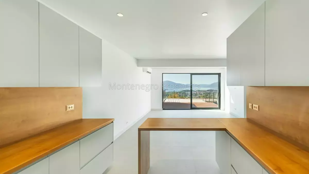 New townhouse with sea views in kavac kotor bay 14058 1 1 1280x853