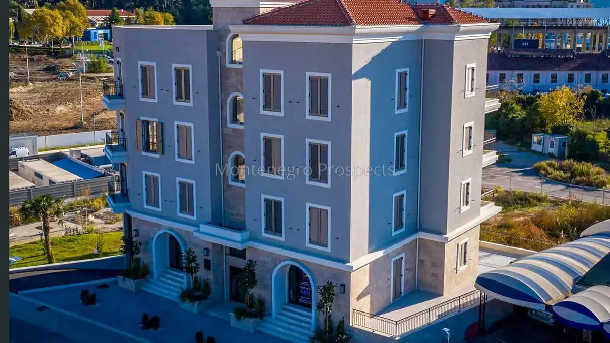 14186 apartment next to porto montenegro 5