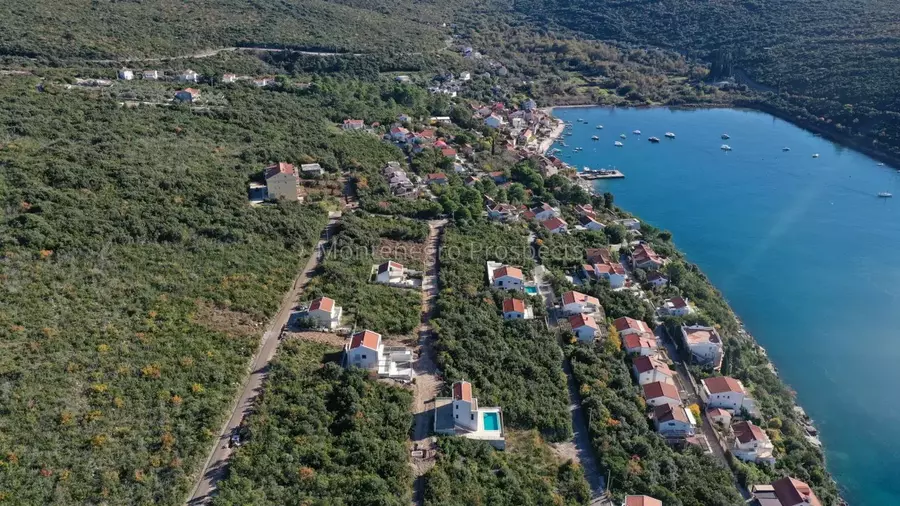 14156 bigova sea front land 18 1280x720