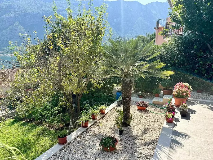 House for sale 13788 21 1067x800