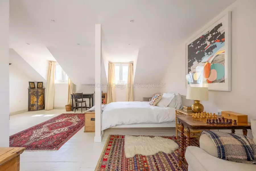 14167 stone house in kamenari 49 1575x1050