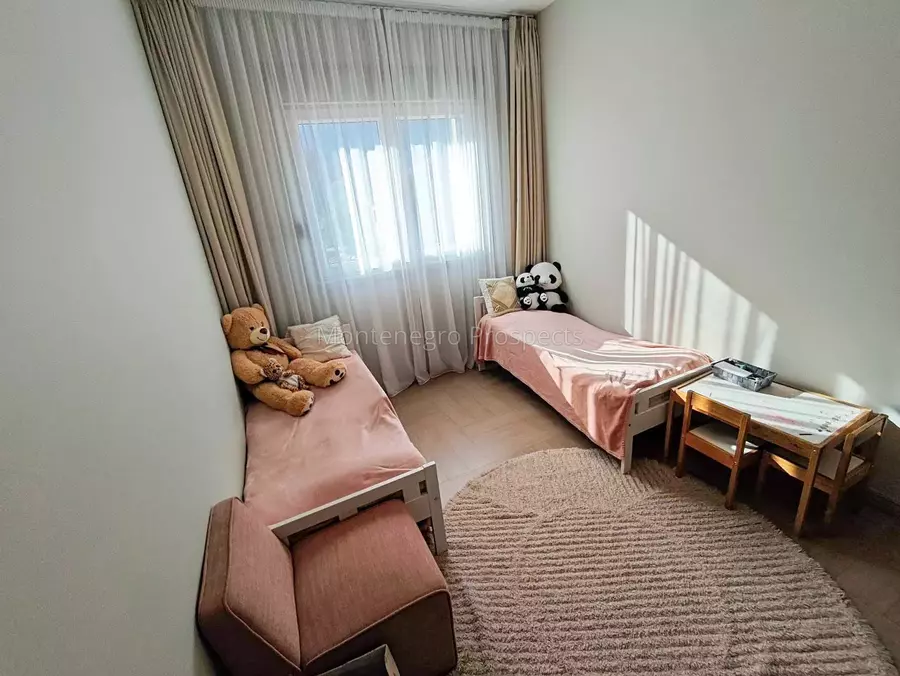 Three bedroom apartment for sale in dobrota   70 m from the sea 13838 10