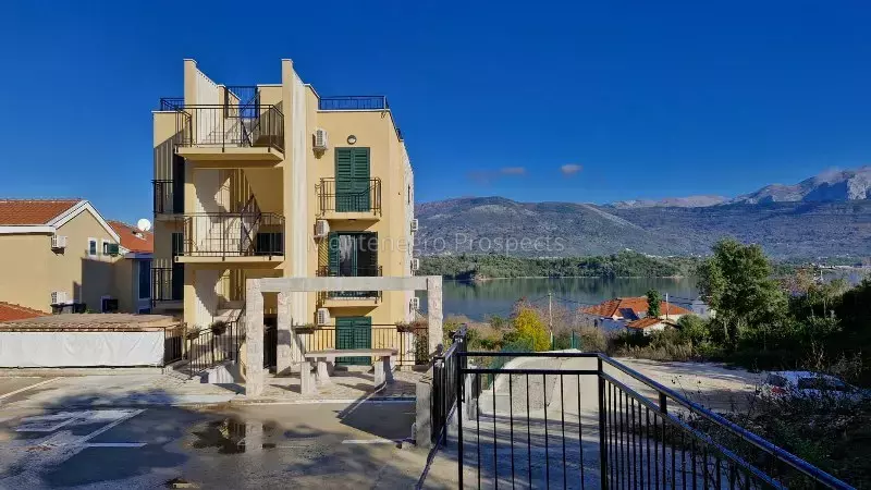 Three bedroom apartment for sale lustica 1