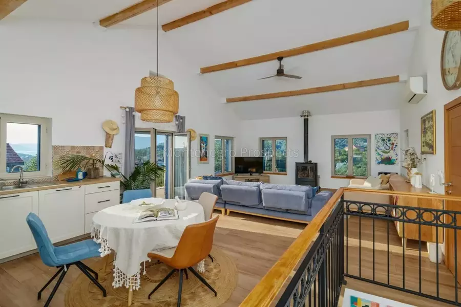 Two bedroom house with beautiful garden in kavac kotor bay 13849 15