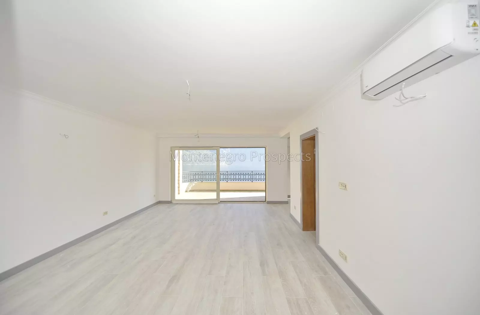Apartments on sale 13436 8