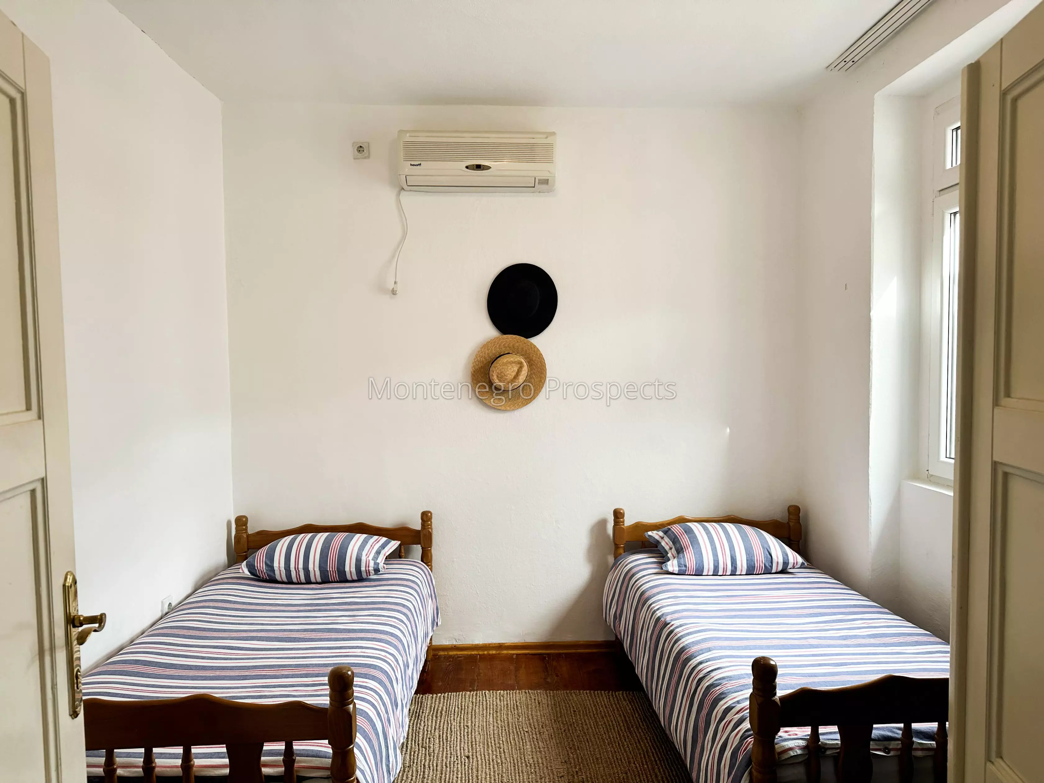 Apartment for sale 13570 26
