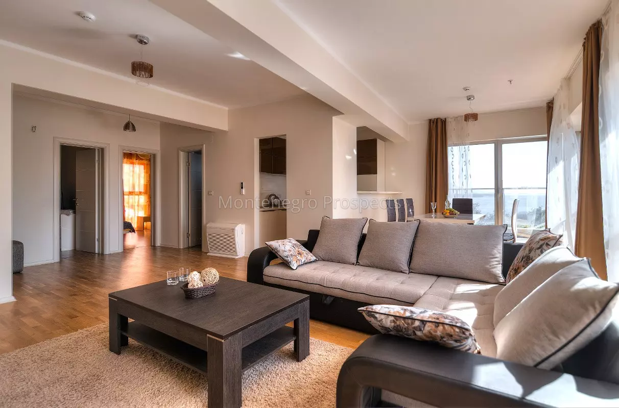 Kvartira s tremja spalnjami v yk harmoniji 12501 9 1212x800