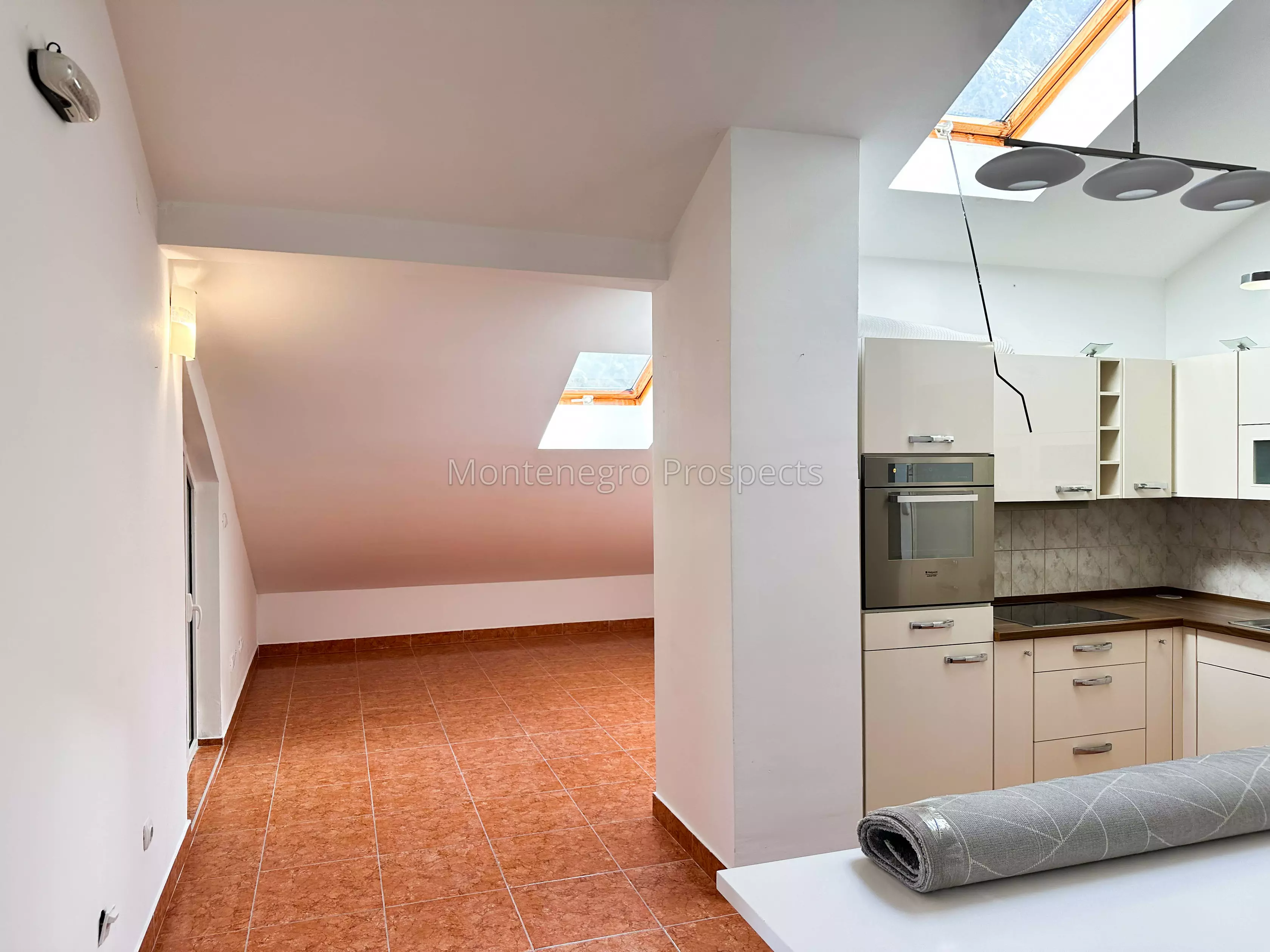 Apartment for sale 13675 11
