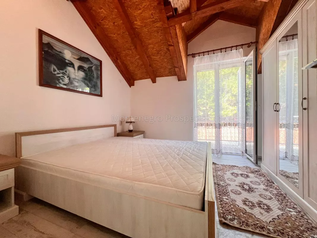 House for sale in orahovac 1 of 1 16 1067x800