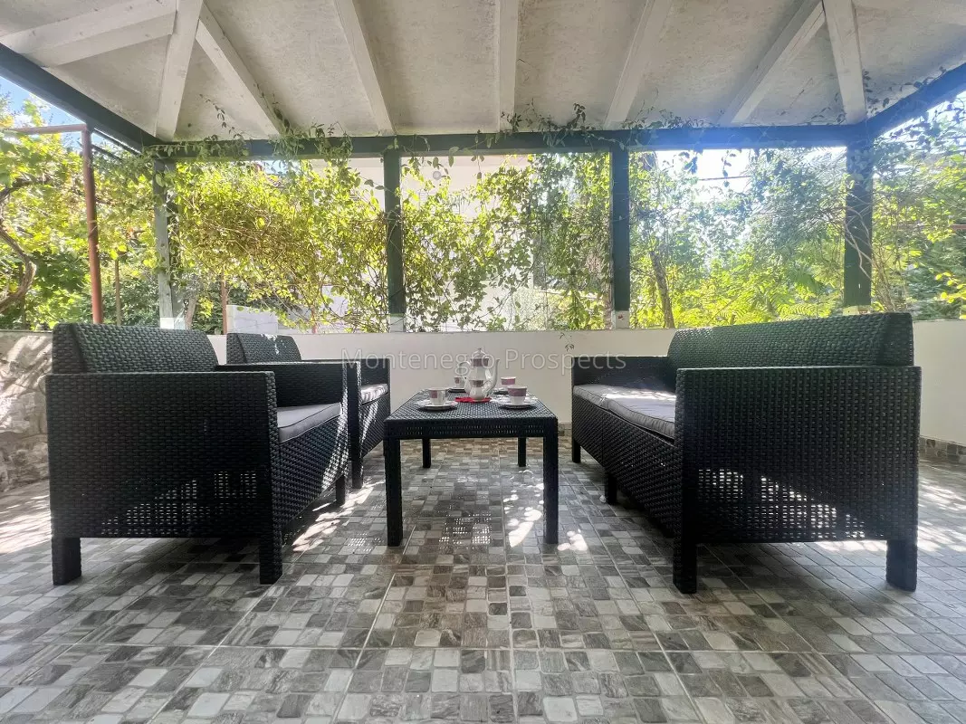 House for sale in orahovac 1 of 1 23 1067x800