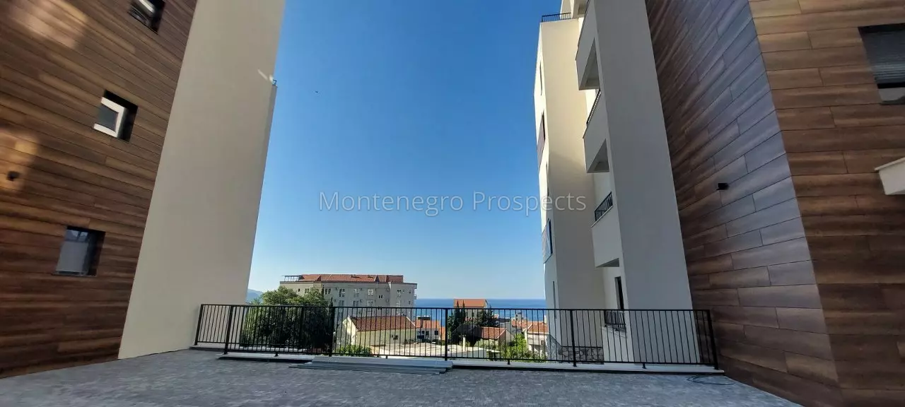 12567 stan becici 4 1280x576