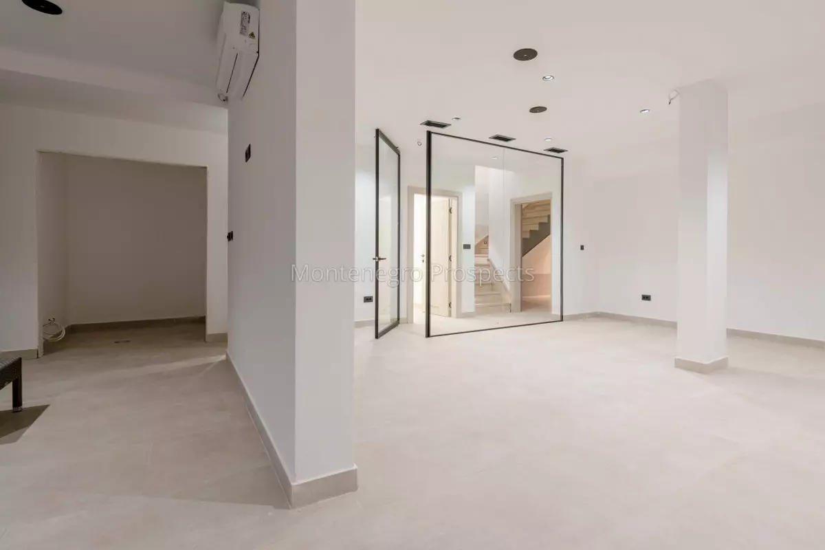 12670 vila kamenovo 16 1200x800