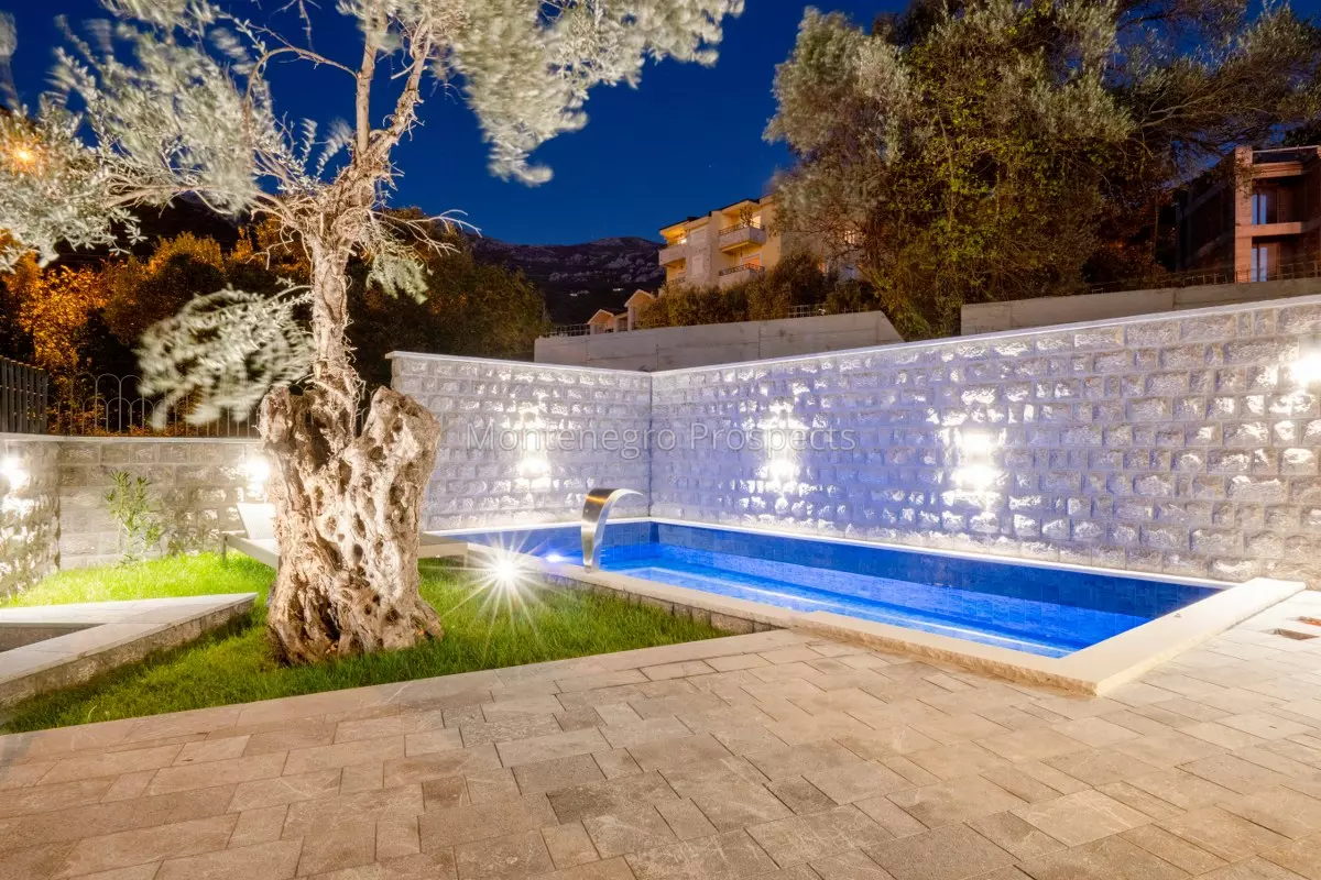 12670 vila kamenovo 7 1200x800