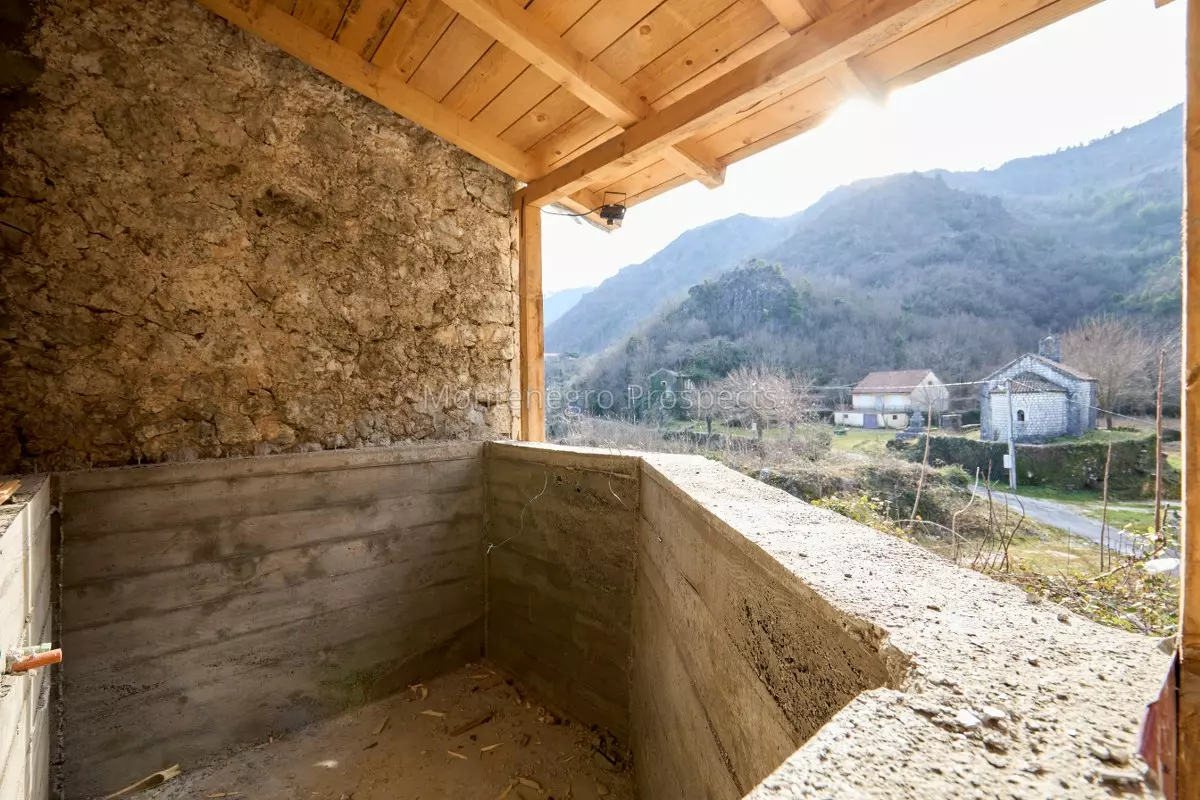 77040 kuca cetinje budva 10 1200x800