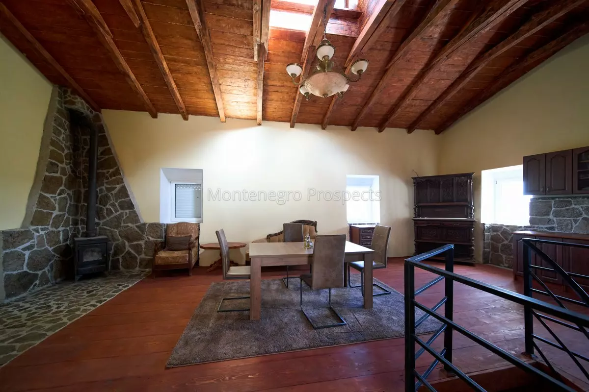 77040 kuca cetinje budva 13 1200x800