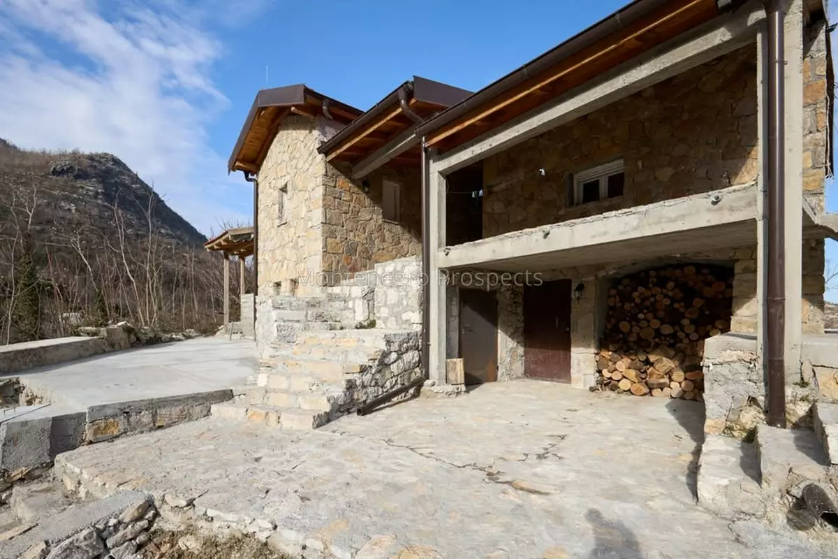 77040 kuca cetinje budva 3 1200x800