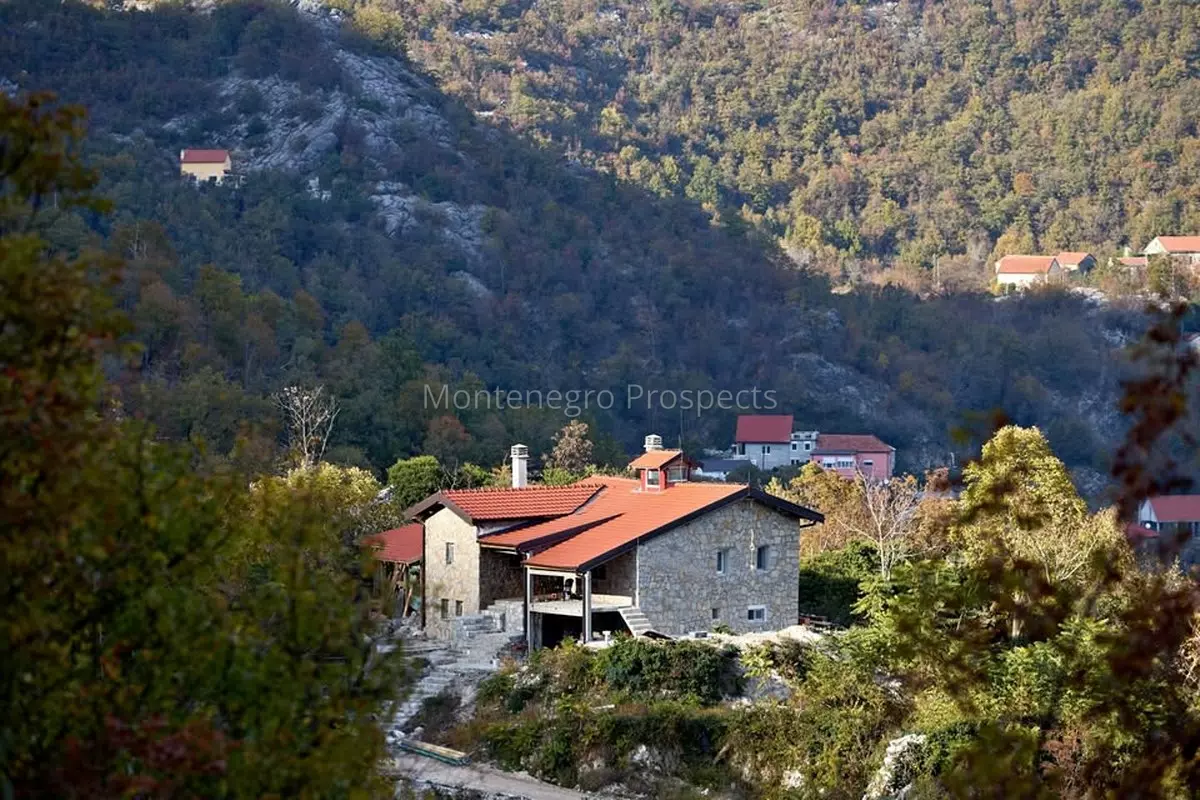 77040 kuca cetinje budva 5 1200x800