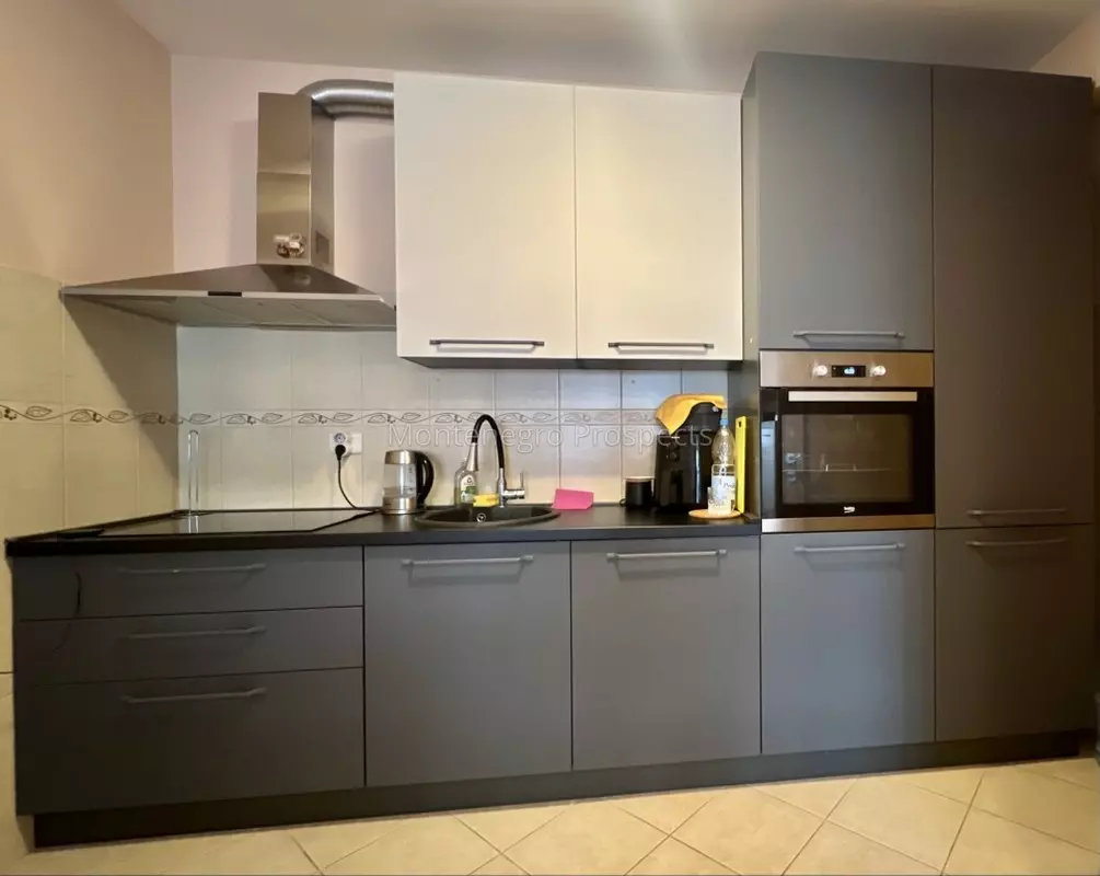 12700 stan u baru 9 1005x800