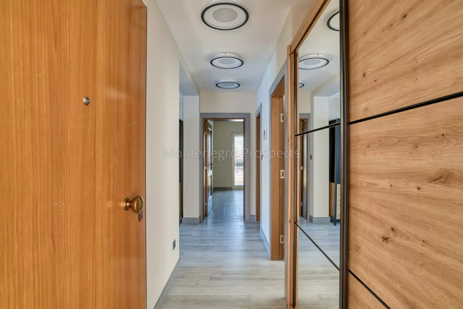 Apartment for sale in prcanj 13809 50 1575x1050