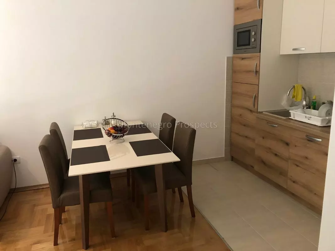12730 becici 16 1067x800