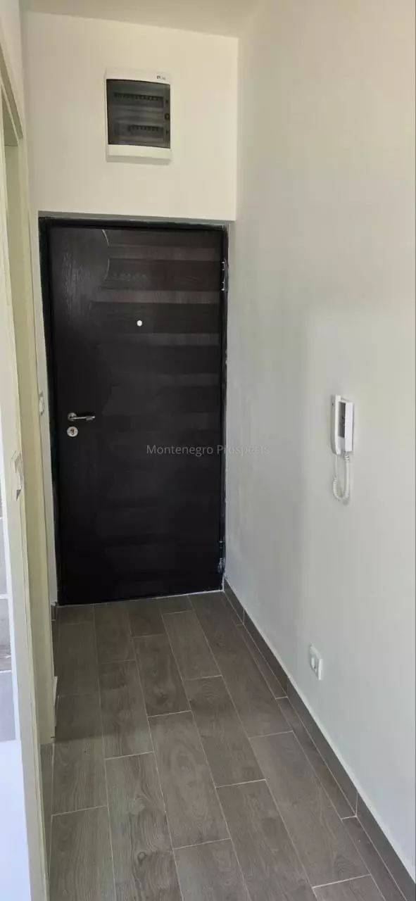 94305 4