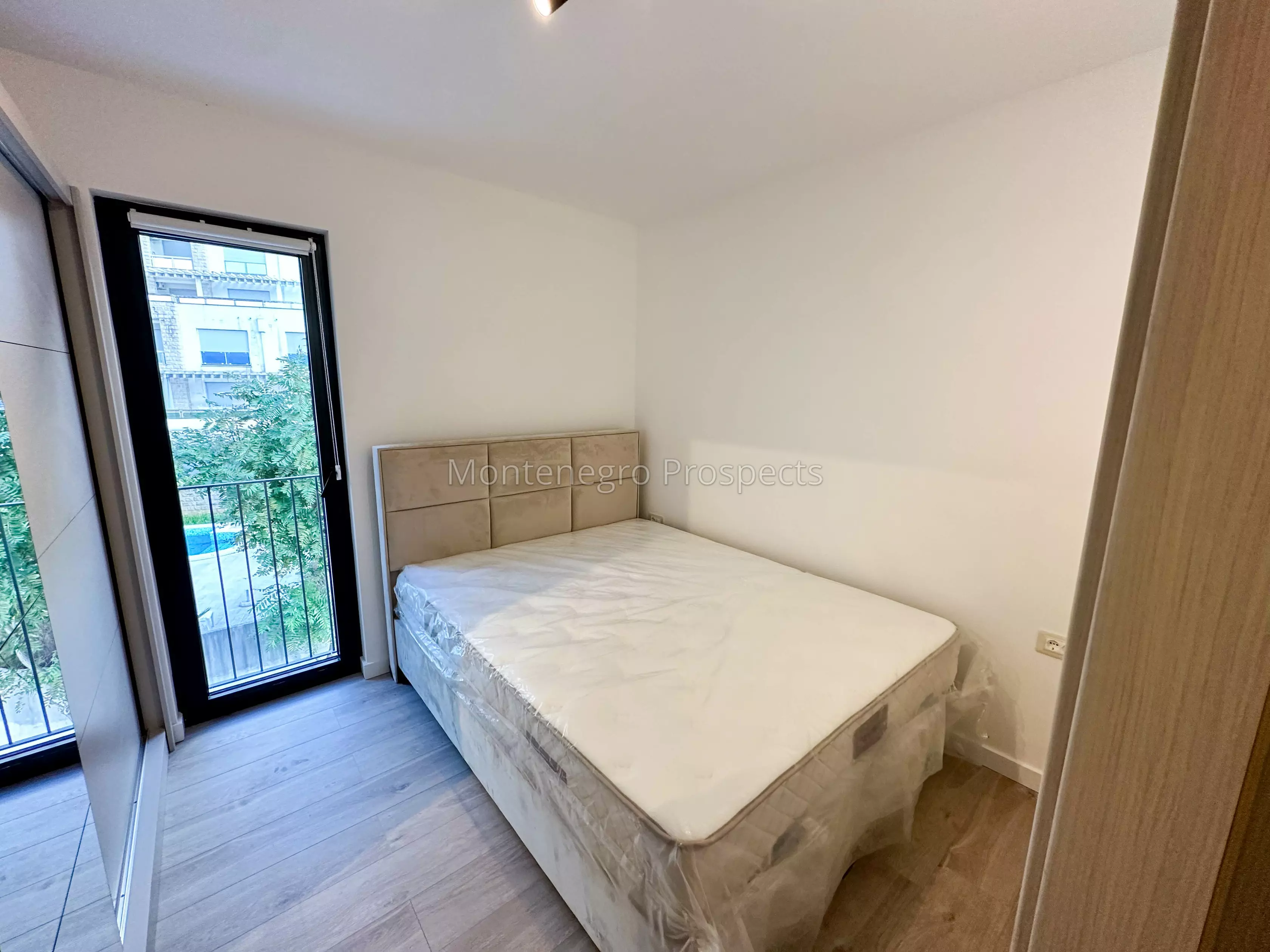13828 apartment for sale in dobrota 7