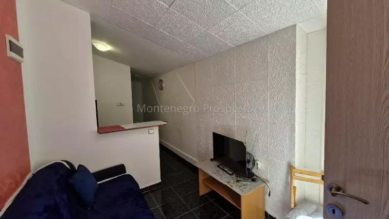 Studio apartment for sale kotor 10