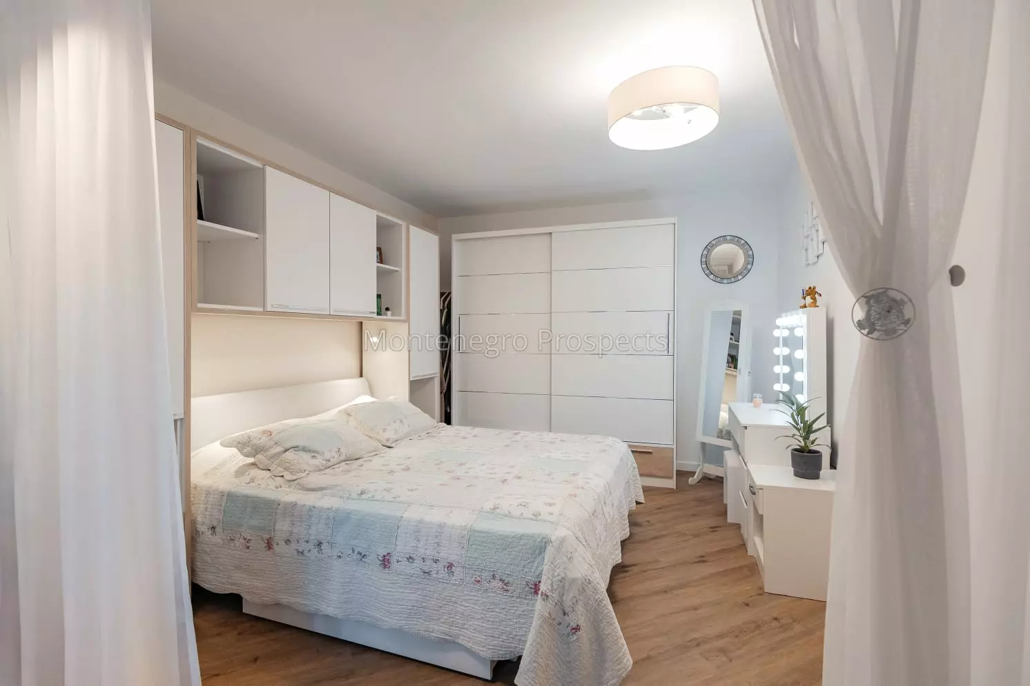 14193 apartment in kumbor 11