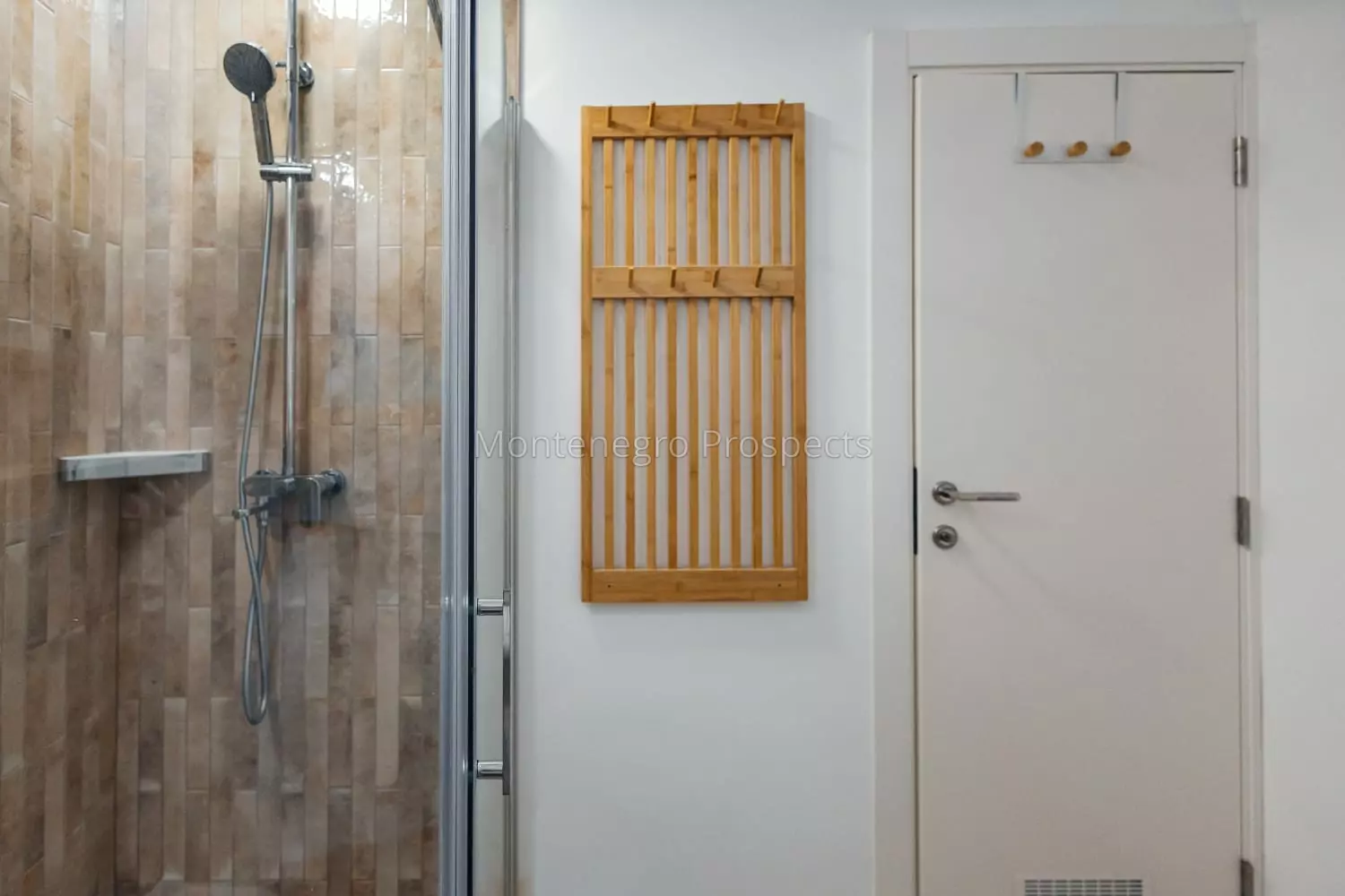14193 apartment in kumbor 12
