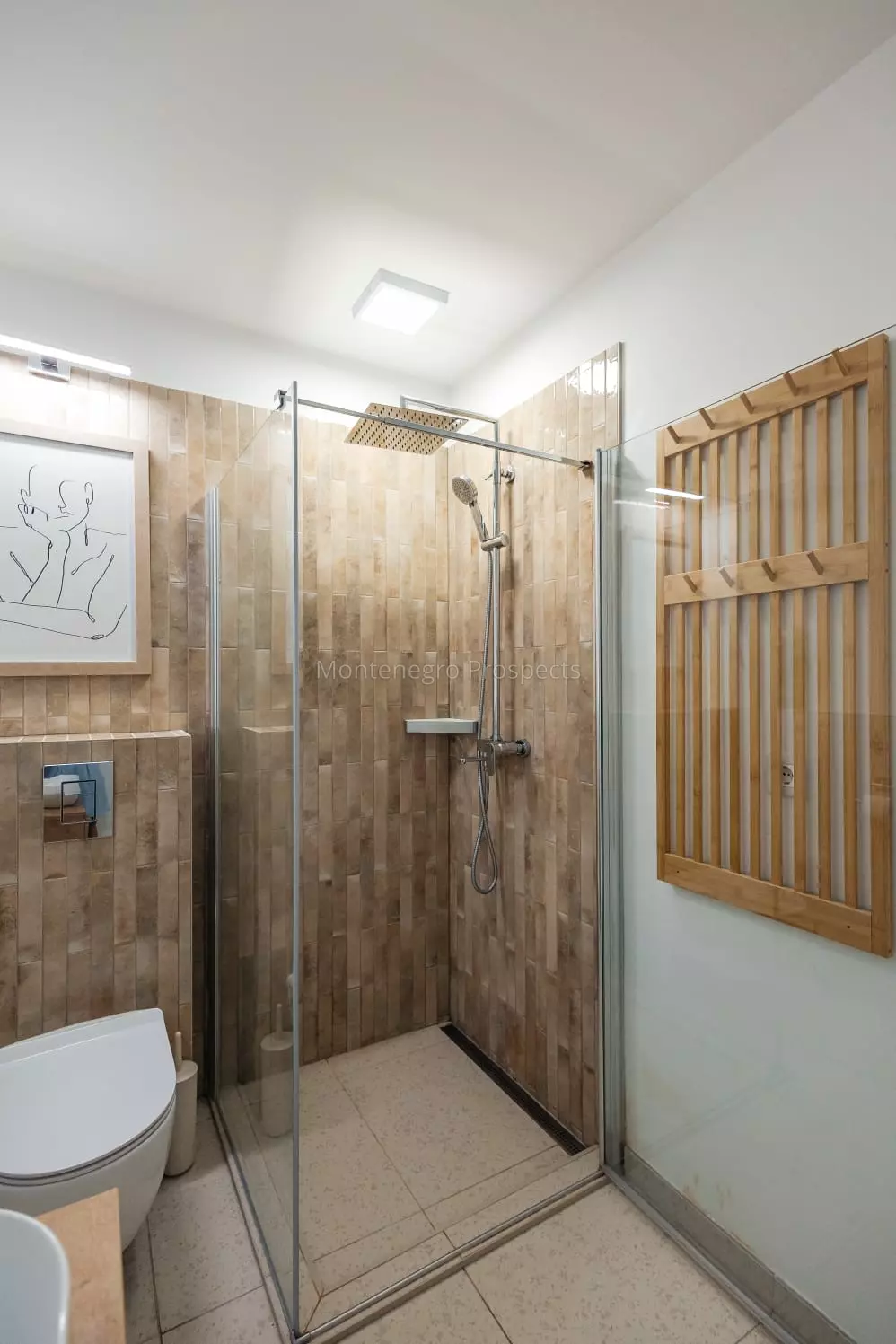 14193 apartment in kumbor 14