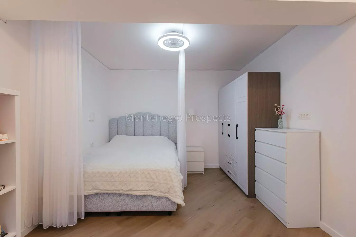 14193 apartment in kumbor 31