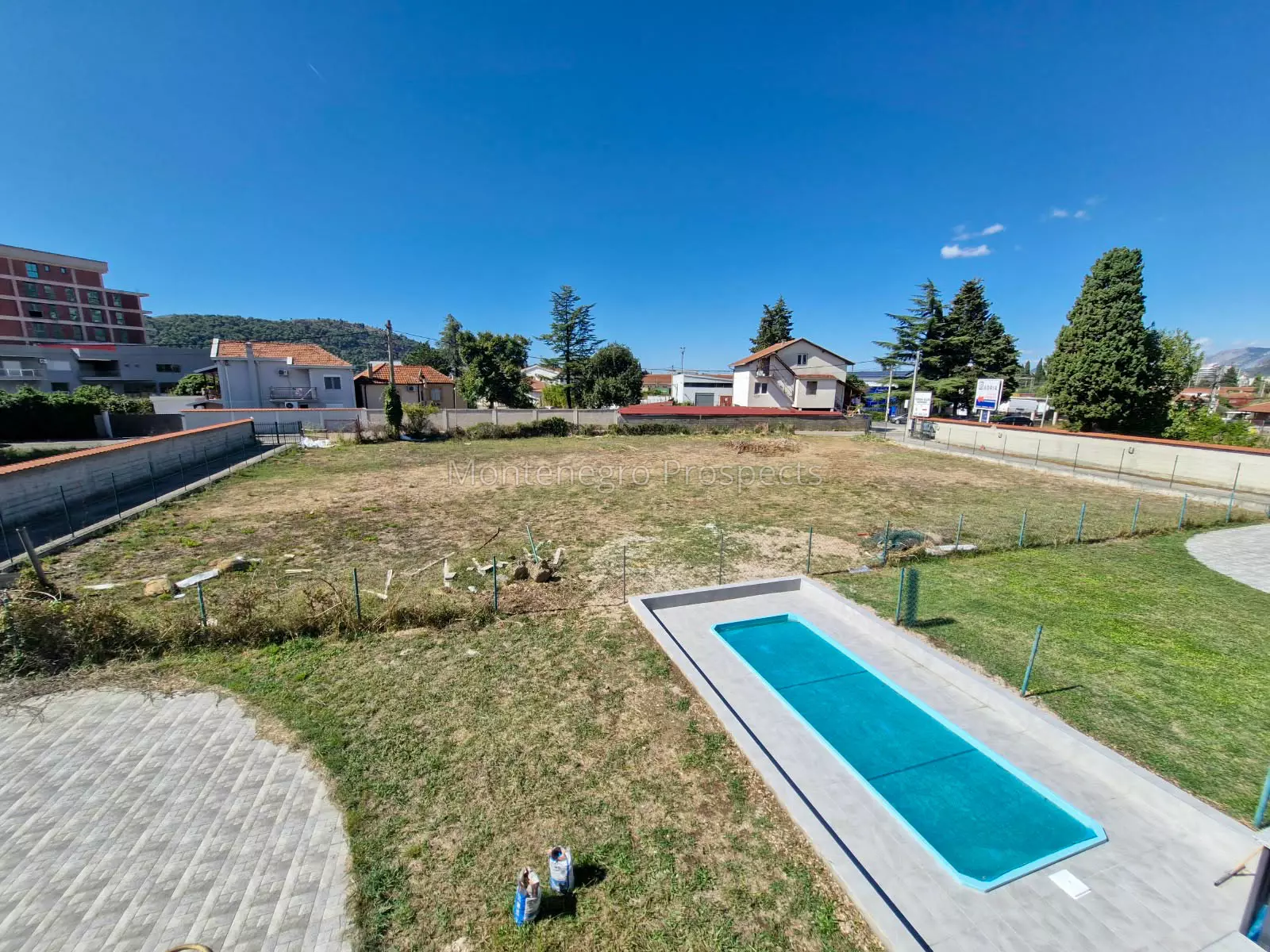 1592 1 15