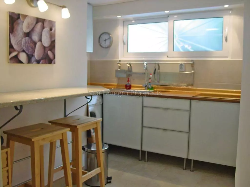 Seafront two bedroom apartment near kotor old town 13859 12