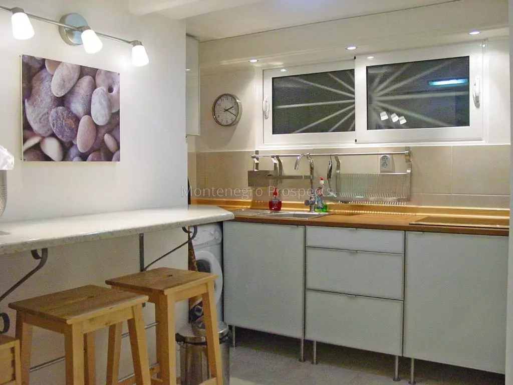 Seafront two bedroom apartment near kotor old town 13859 4