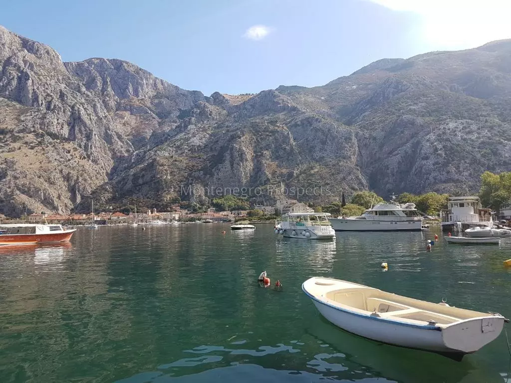 Seafront two bedroom apartment near kotor old town 13859 6