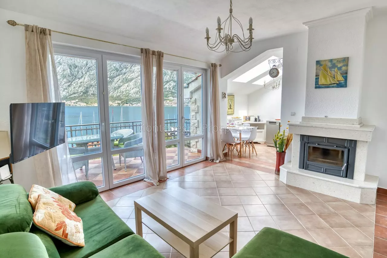 Two bedroom apartment 13860 1 1280x853