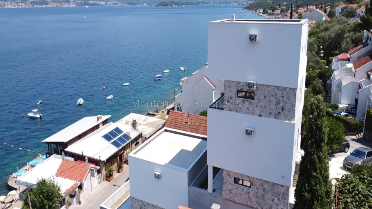 Two newly built villas with sea views krasici 13516 2