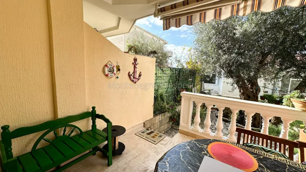 Apartment and studio for sale 13778 3 1067x800