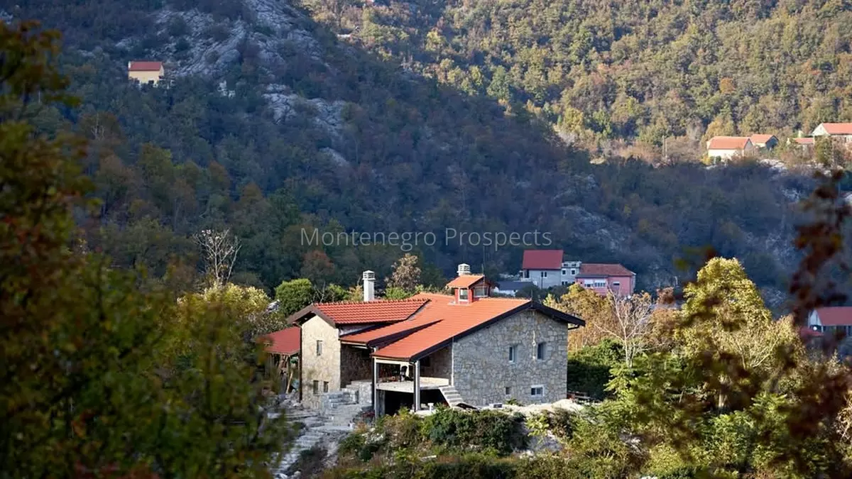 77040 kuca cetinje budva 5 1200x800