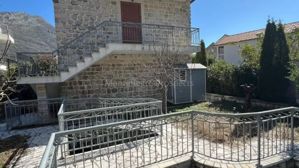 77086 villa kamenari 8 600x800