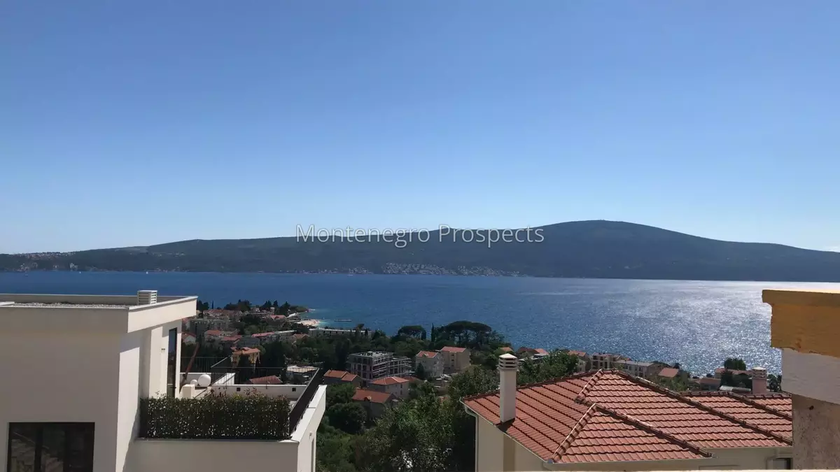 One bedroom apartment with sea views in donja lastva tivat 13794 8.jpg