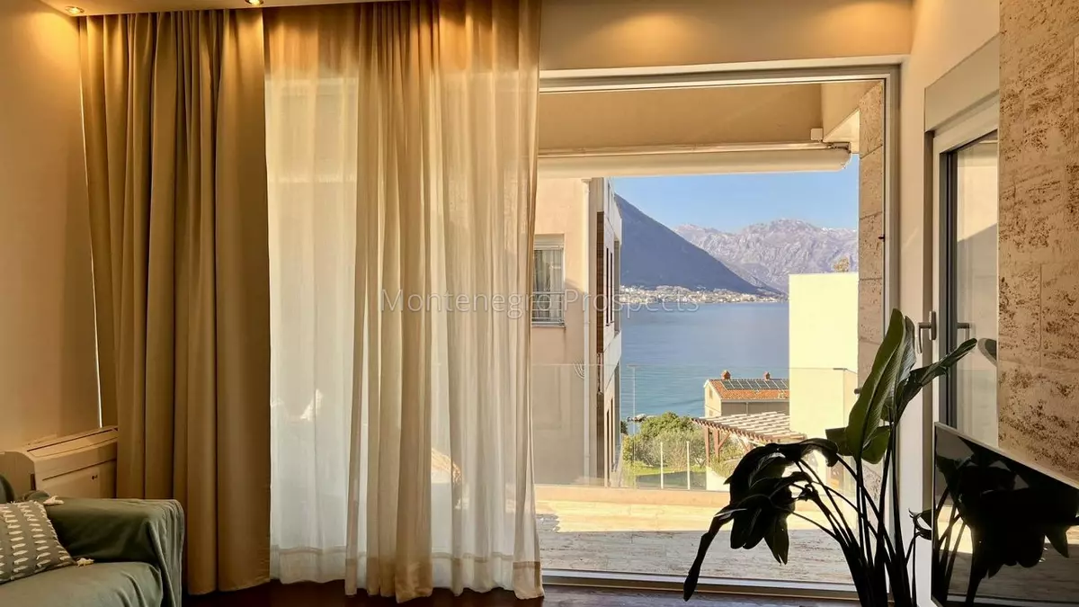 Two bedroom aparment just few minutes from the sea in dobrota kotor bay 13839 15